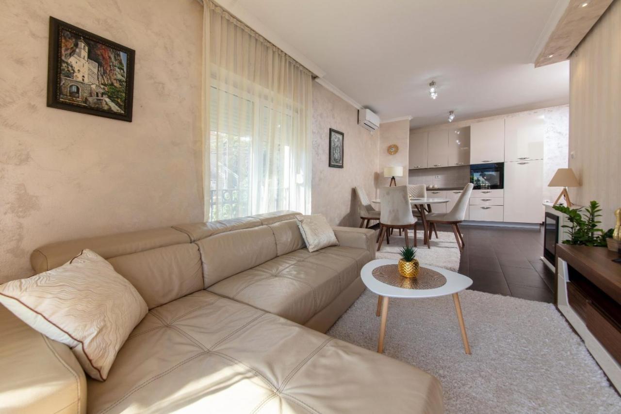 Ena Apartment Kotor Exterior photo