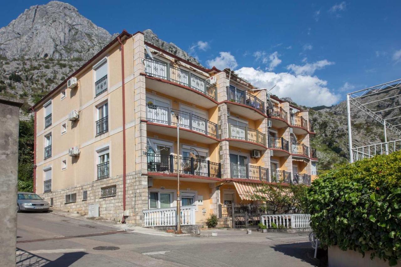 Ena Apartment Kotor Exterior photo
